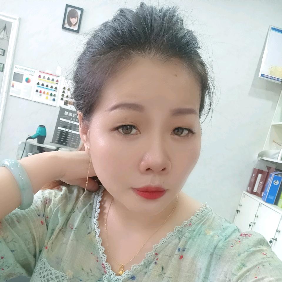 甜心萌妹