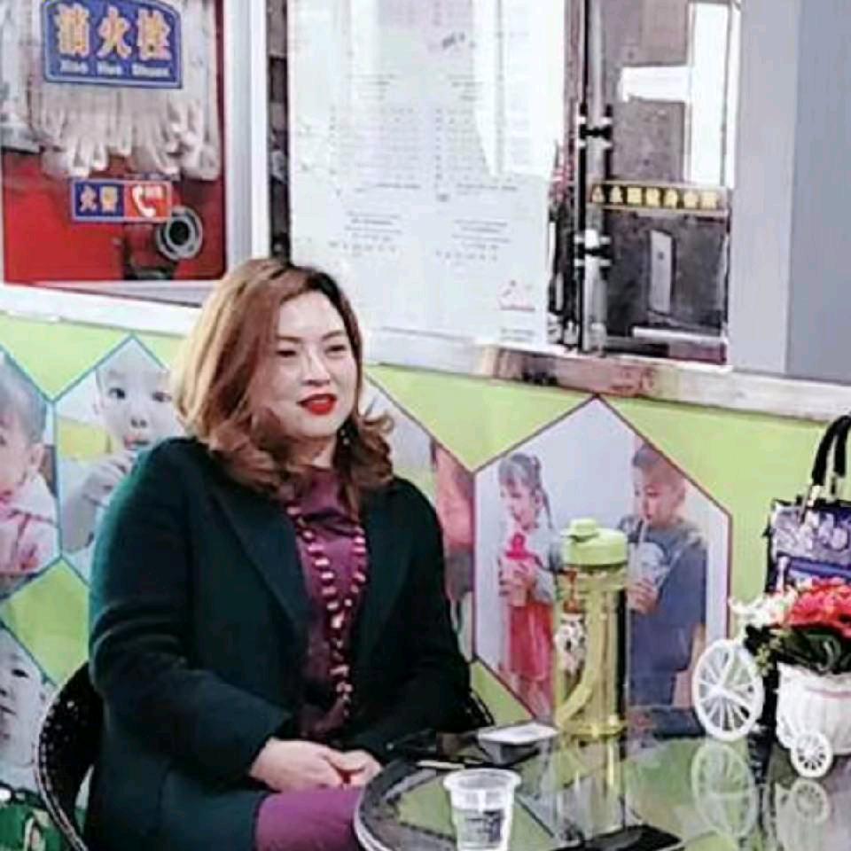 进贤健身游泳红姐