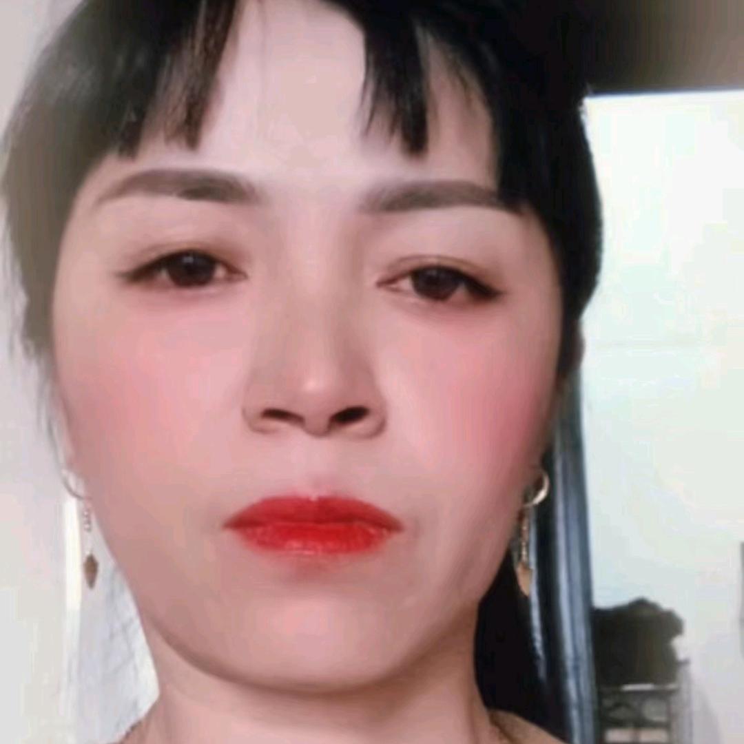 朱汝琴