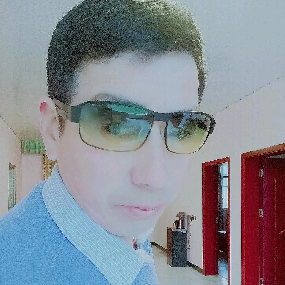 易立知杨哥
