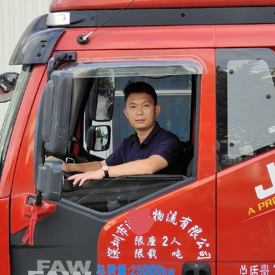 天哥驻车锂电池汽车用品
