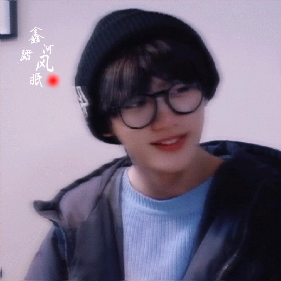 Crystal.鑫河踏风眠🎐
