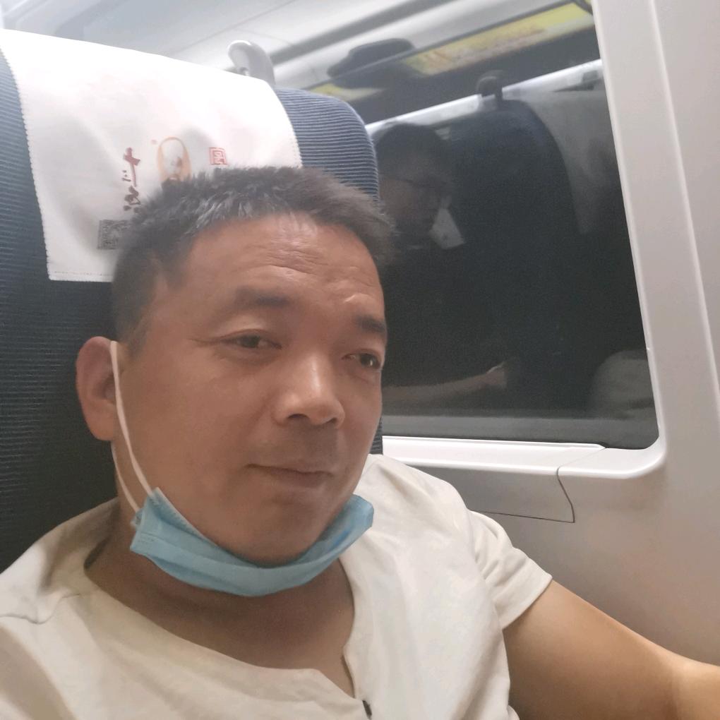 二号楼一单元104超市