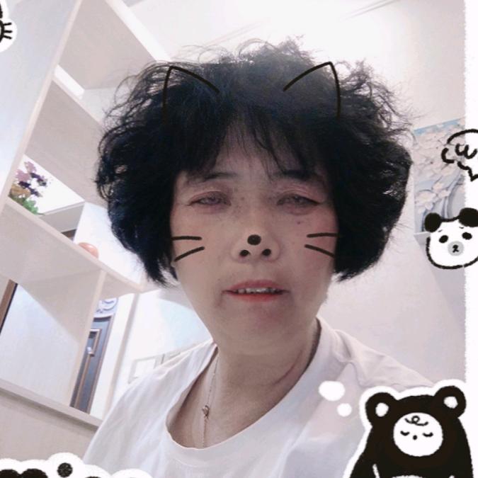 晗晗她奶