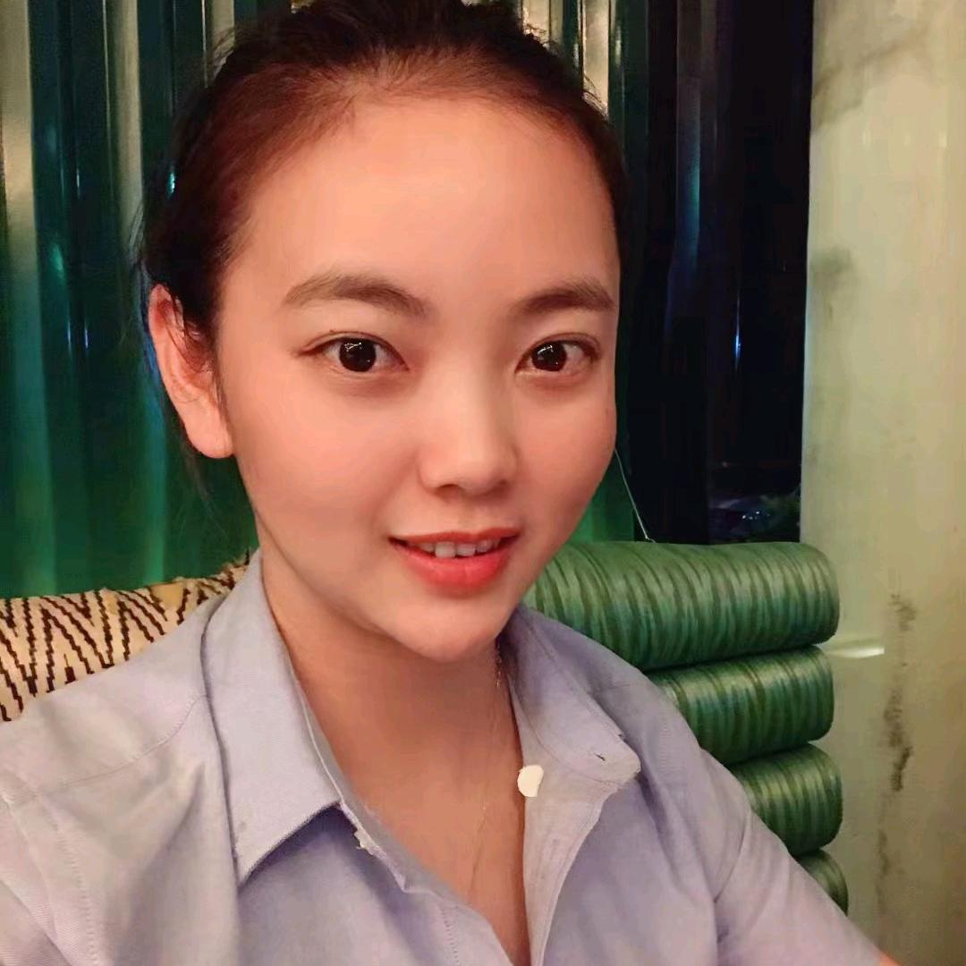 娜样一个女孩