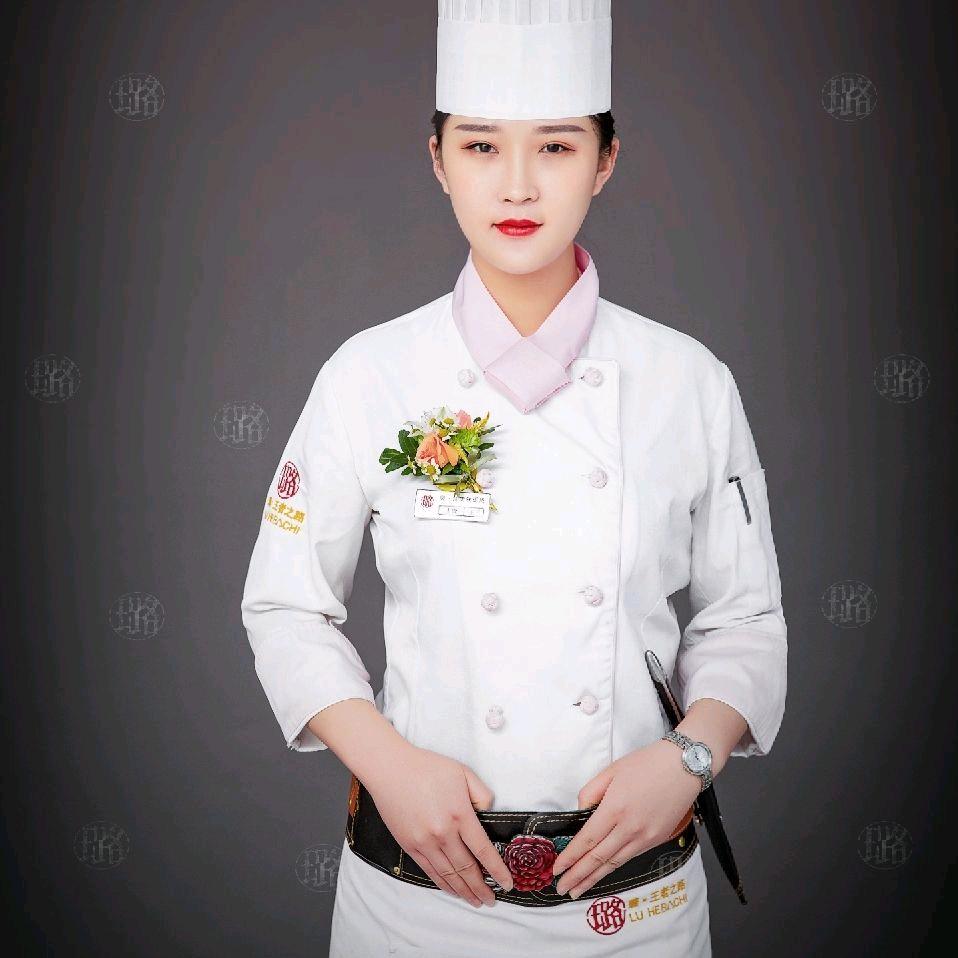 璐法式《主管王雪》钜惠直播间