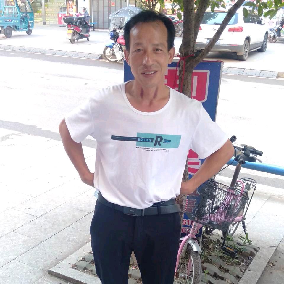 屈爱军