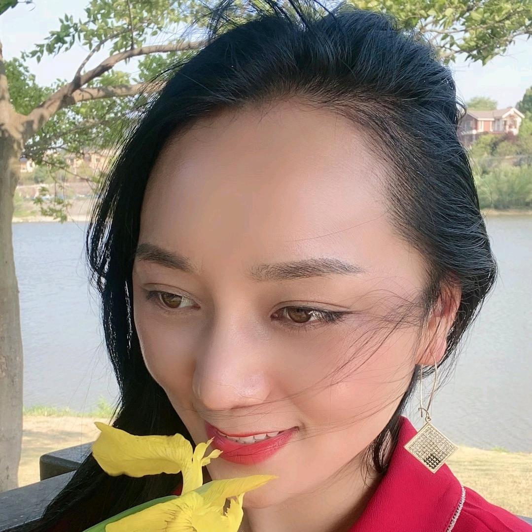 芳芳在努力