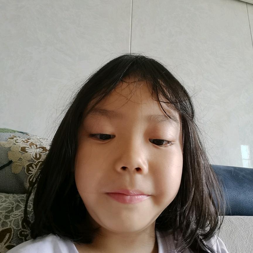 达熠榕头像