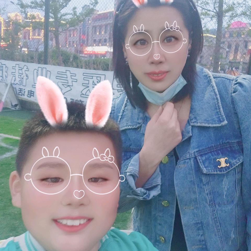 娜么快乐｡◕‿◕｡