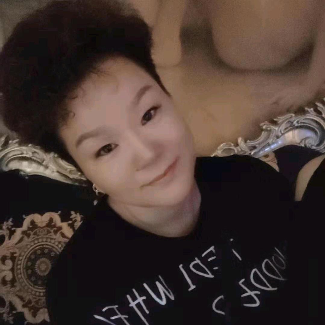 苗苗内衣(诸暨新小百货东二楼天井221)