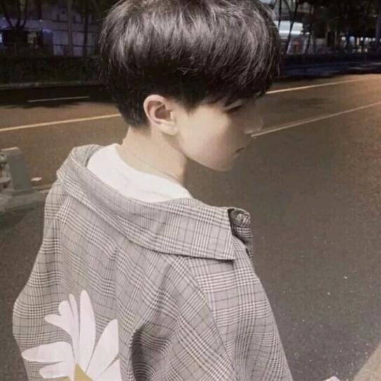 伪装者༄