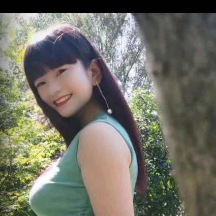 景妹子精品服装