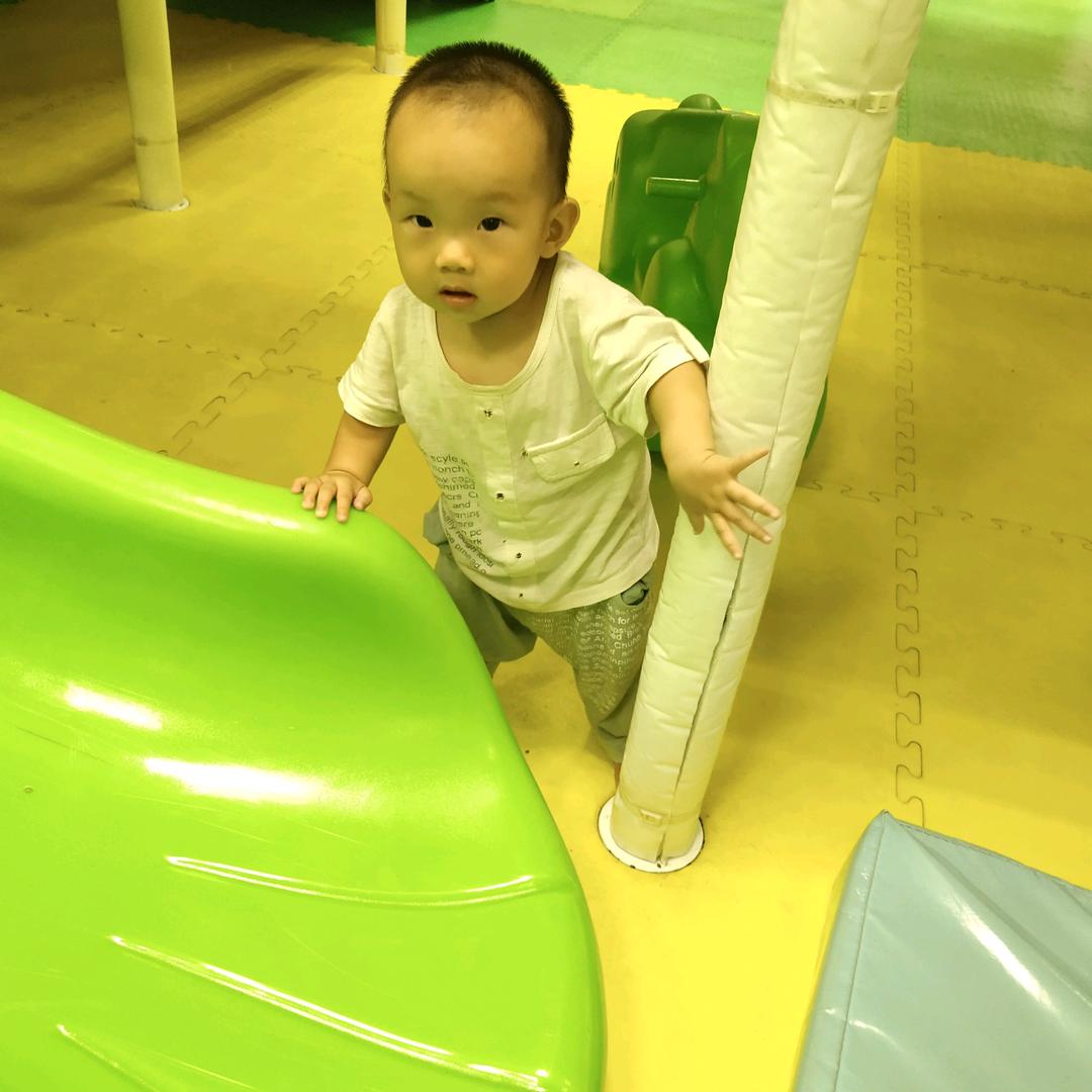 汉堡小妞🍔