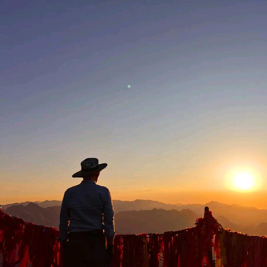 华山小李哥