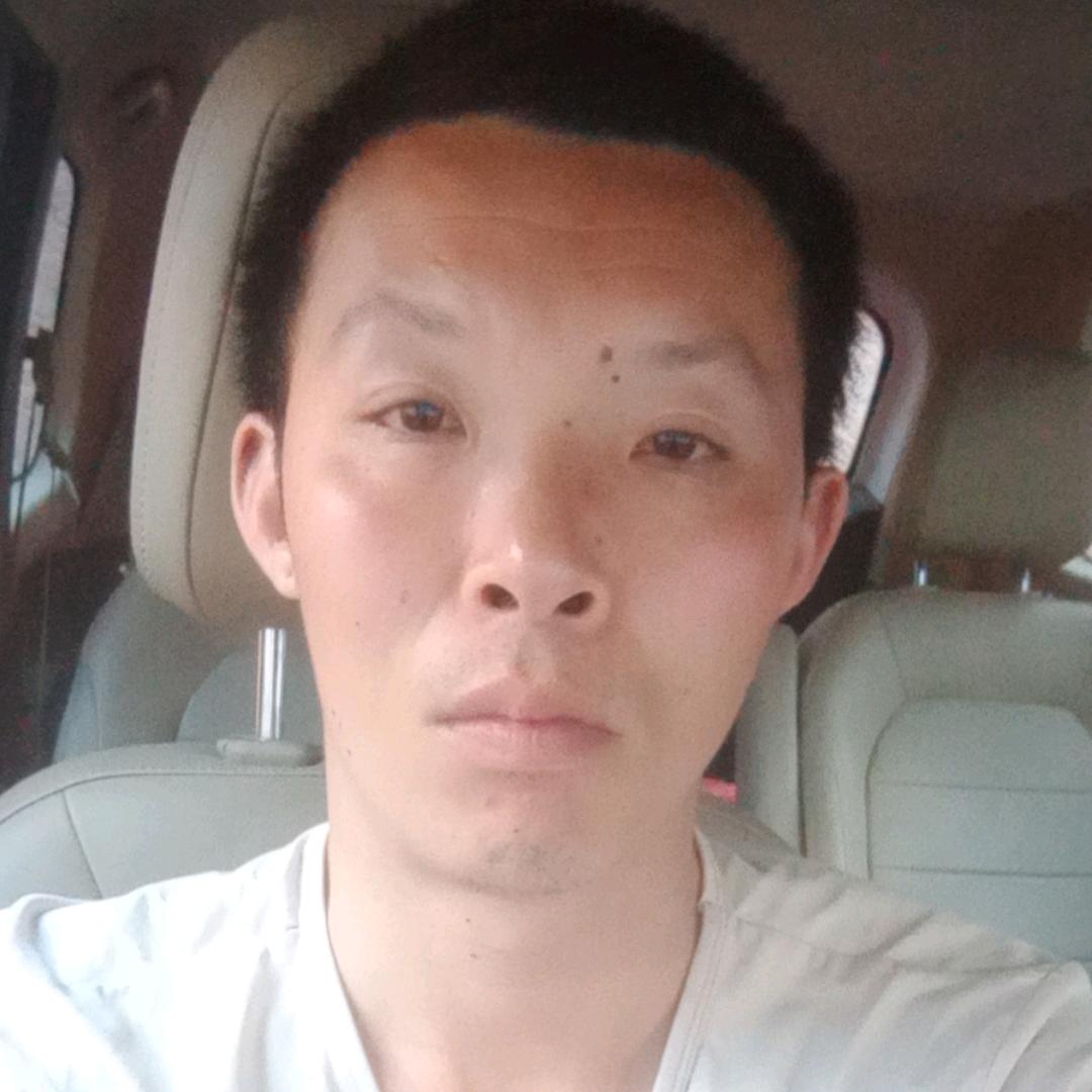 顺鑫涂料装饰小赵