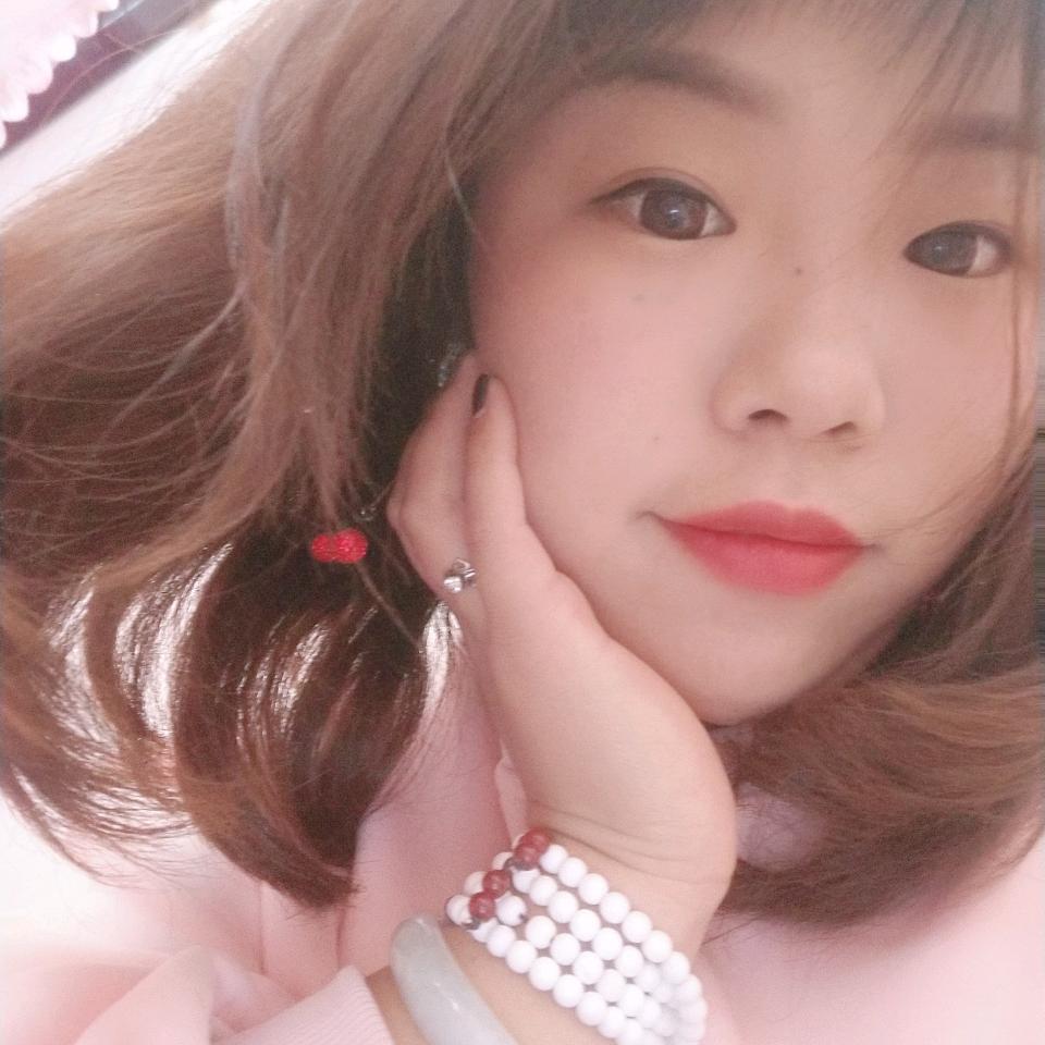 萱妈带娃摆地摊儿💋