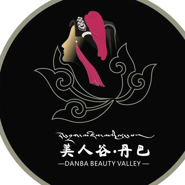 丹巴县融媒体中心