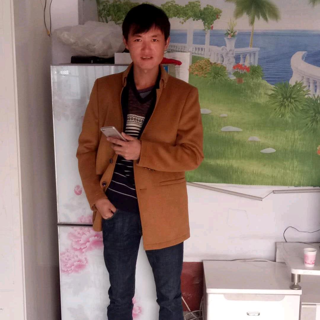 杨召伟