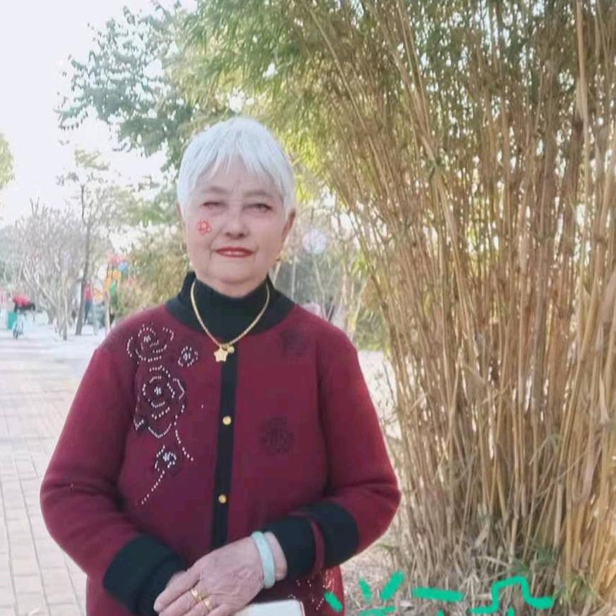 陈烈英