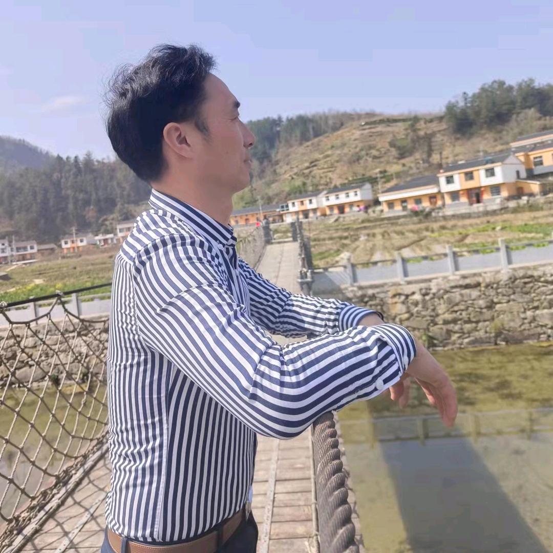小伍哥