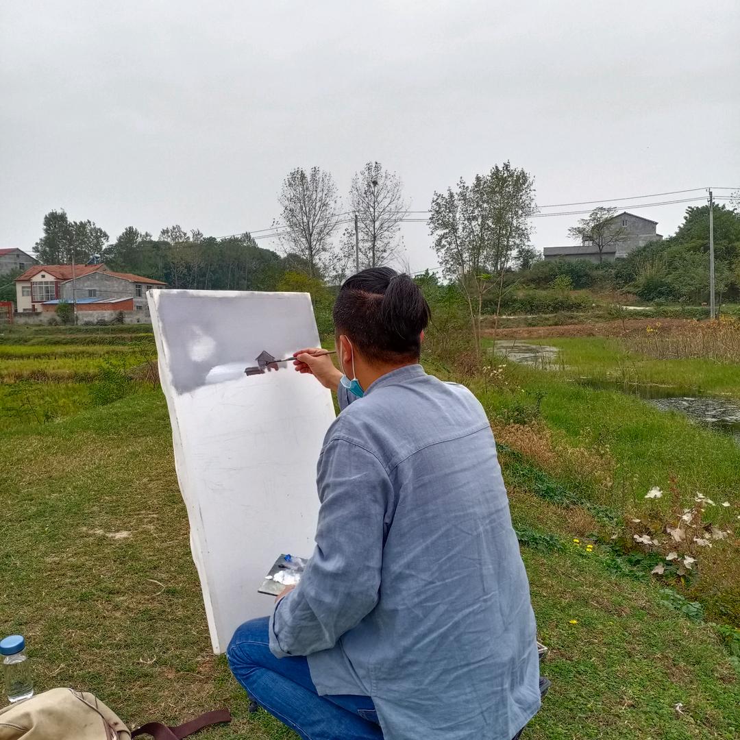 灵溪子。许建强