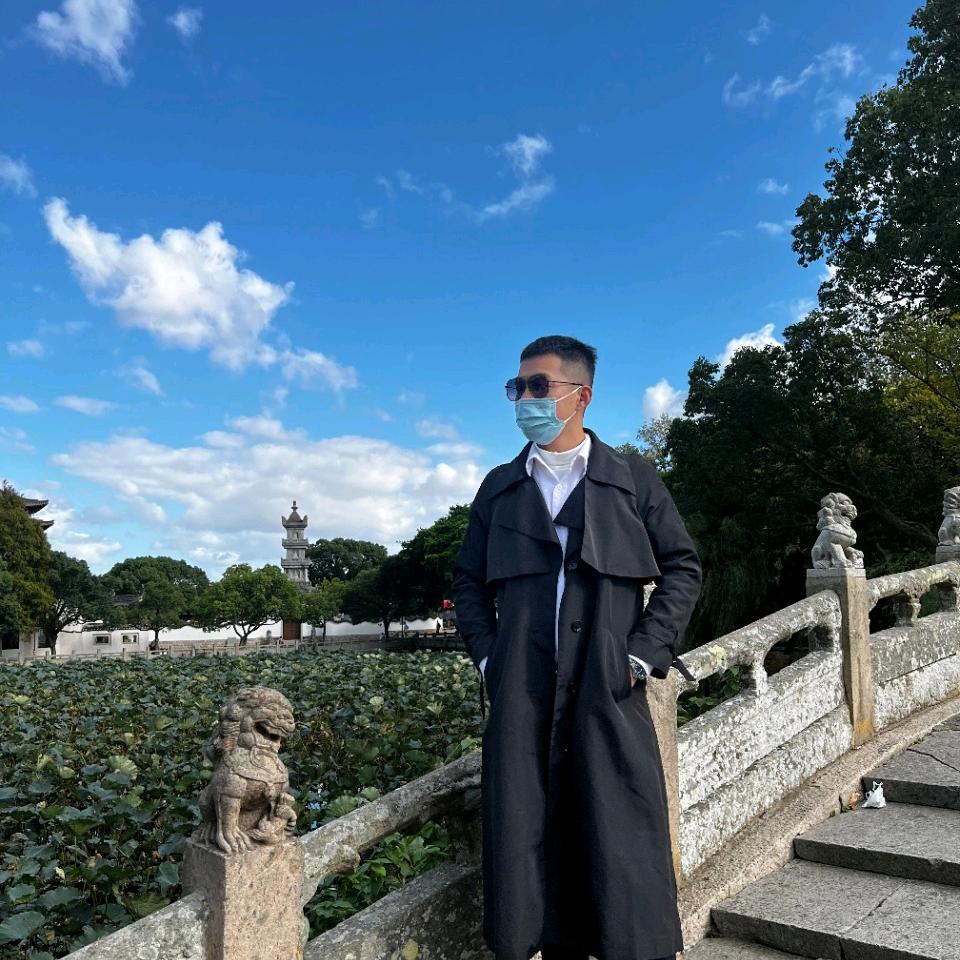 大俞吃小虞