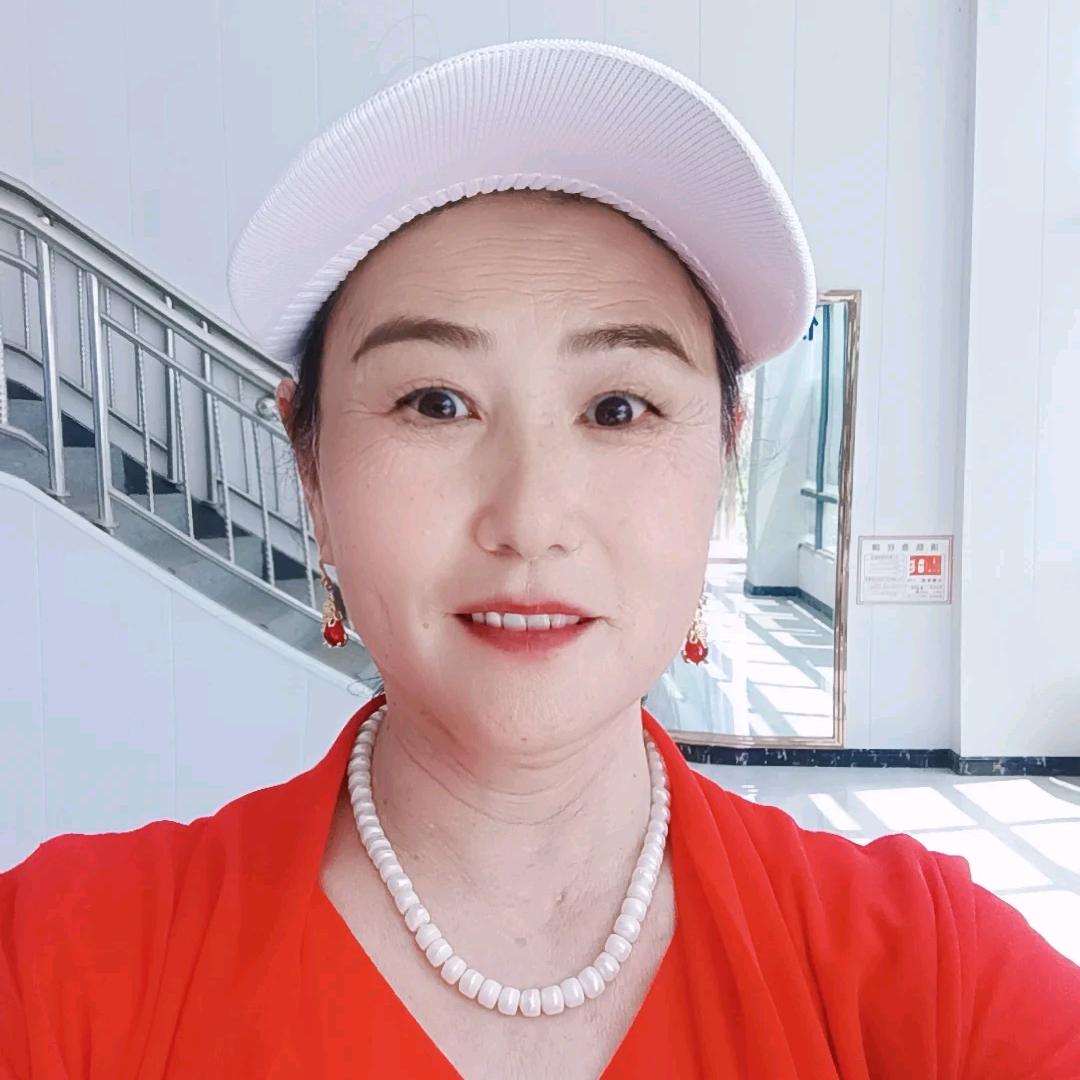 凤英