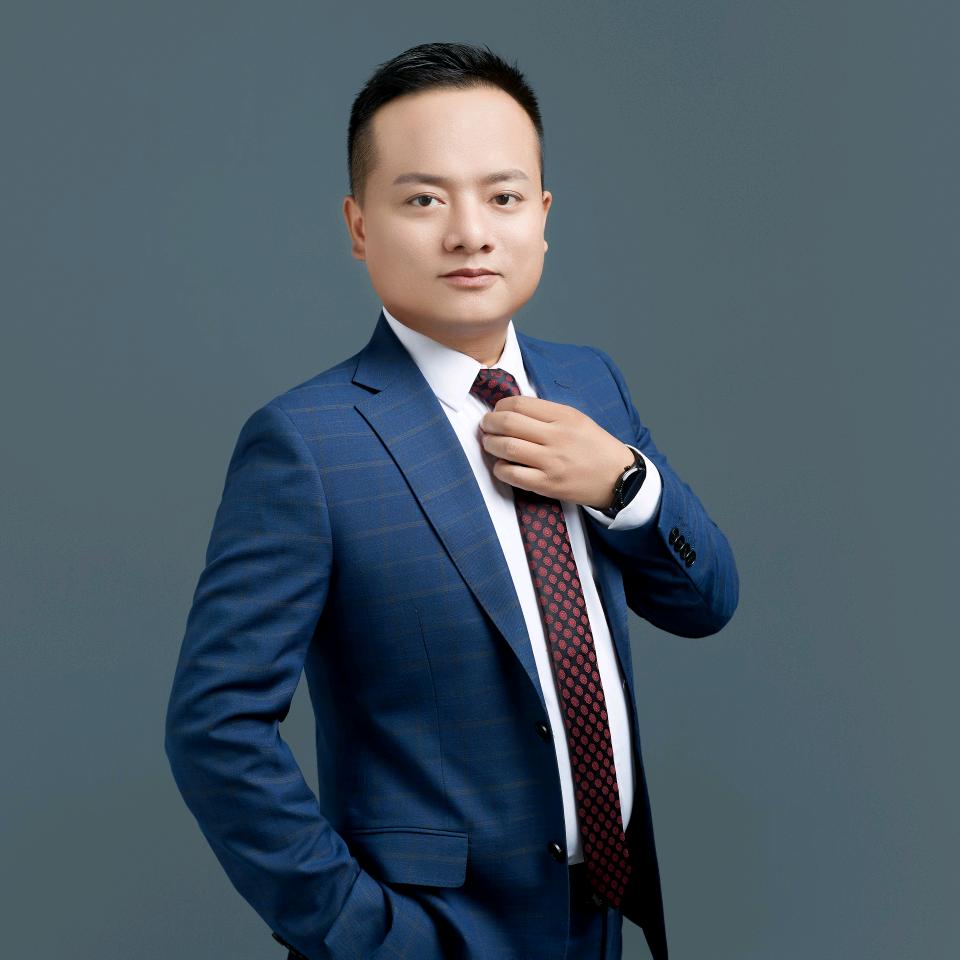 李 志华