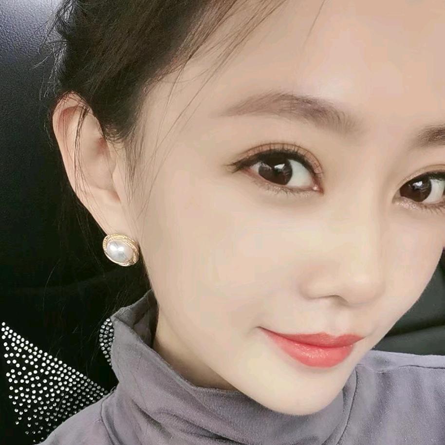 （一颗小虎牙）