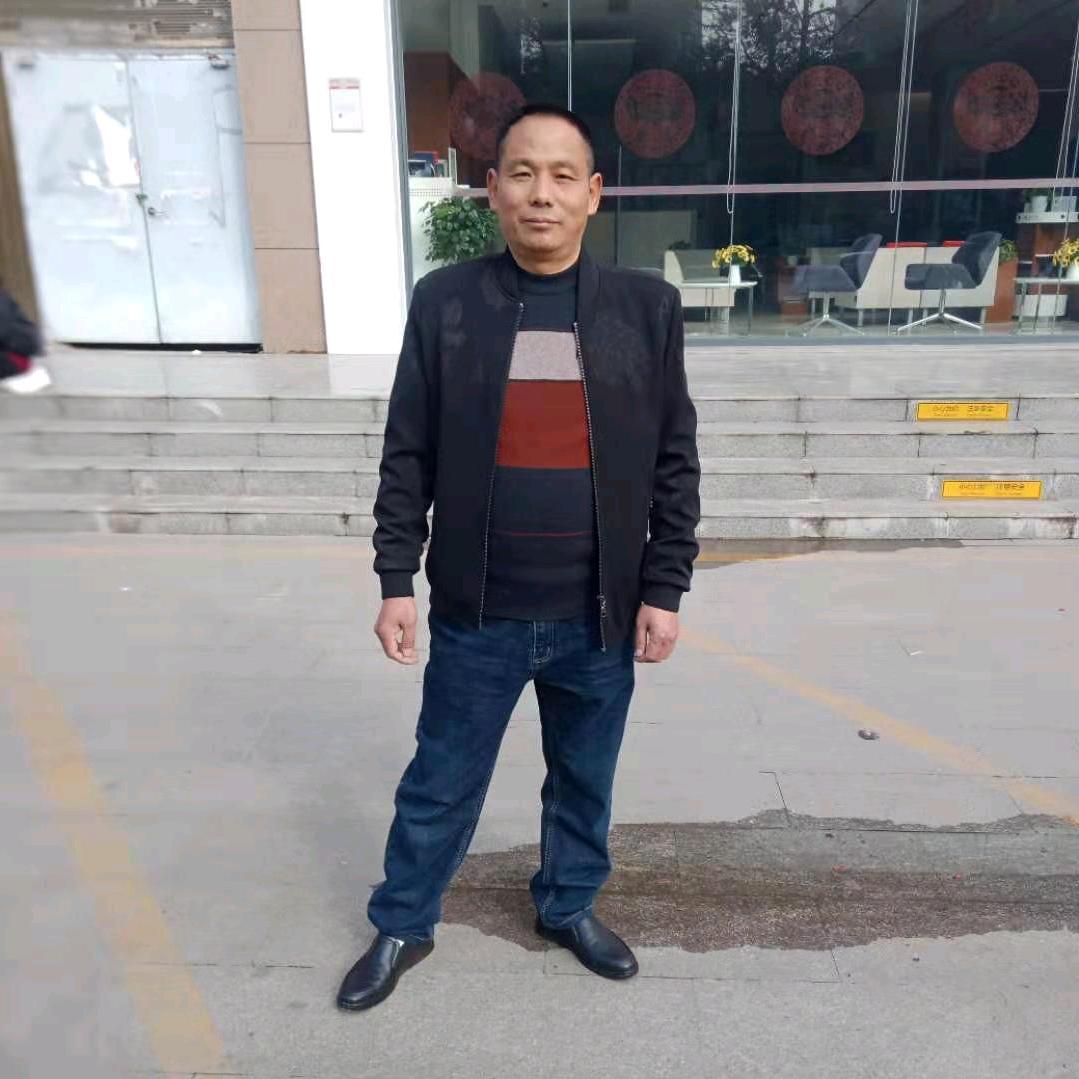 潇洒大叔