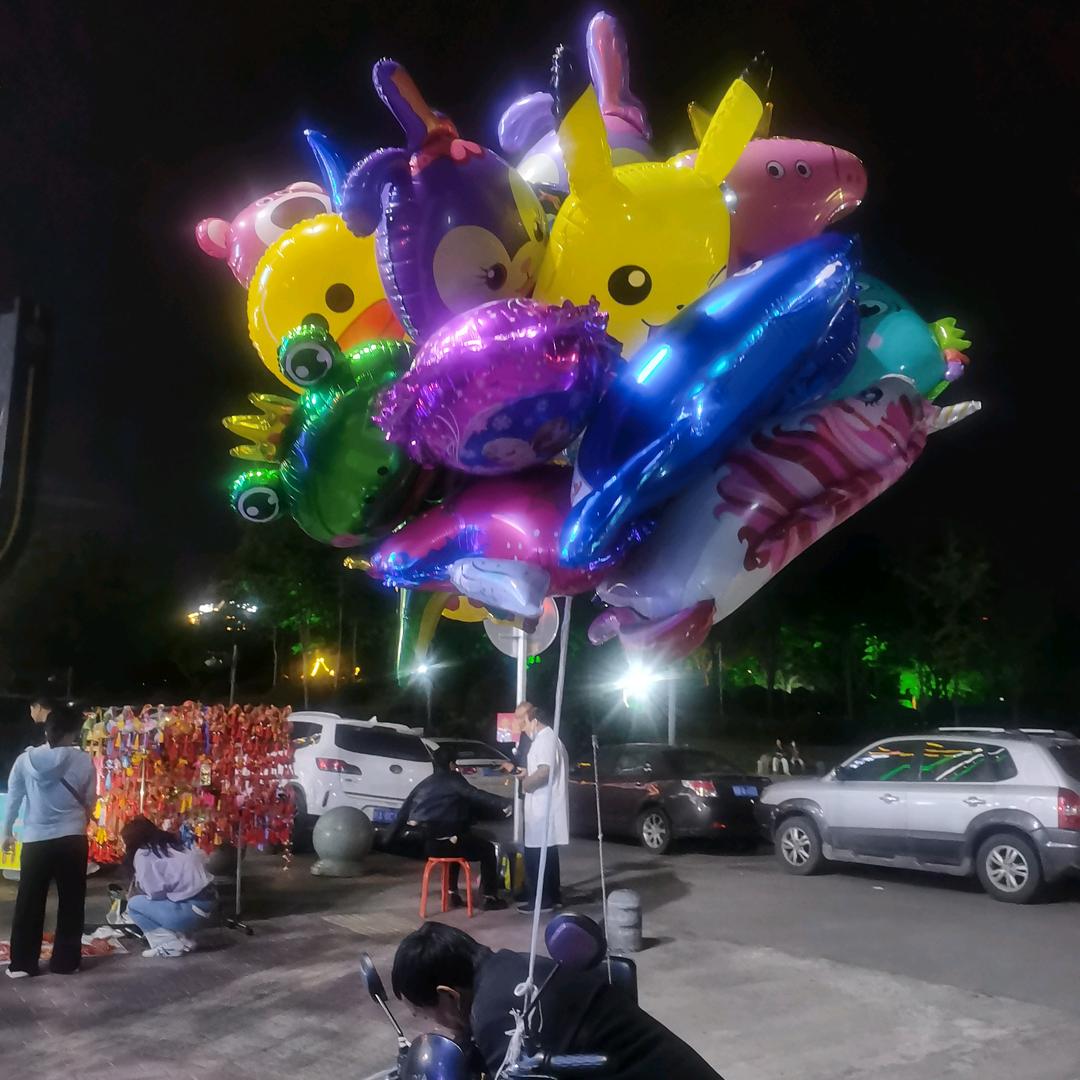 努力奋斗的80后，，，，