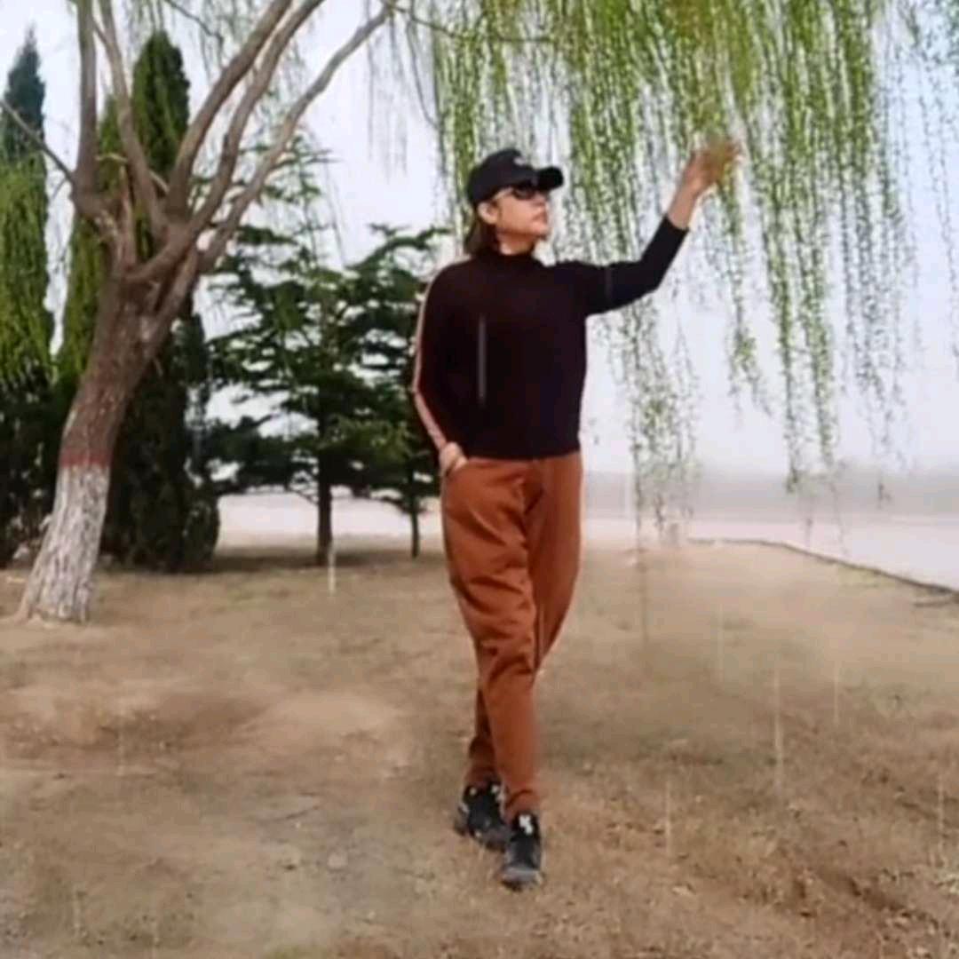 🌦笑看人生🌦1915