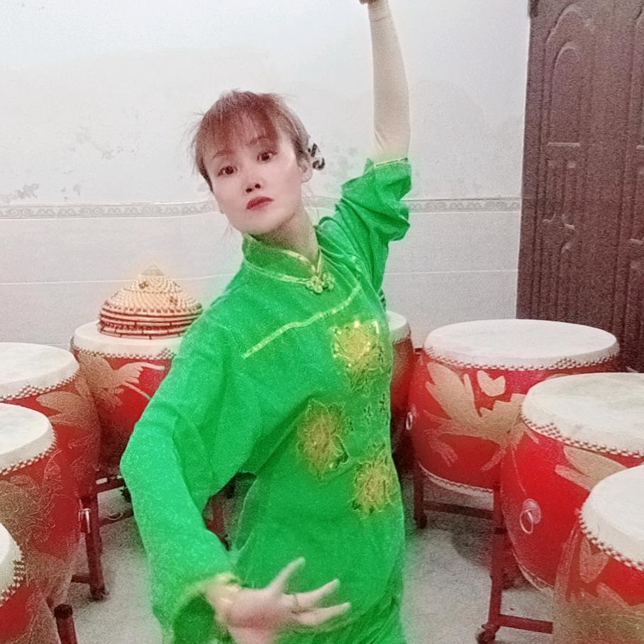谢小鼓舞团（梅梅💃）🌹🌹🔥🔥