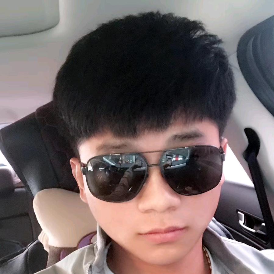 小伙，赵先生。