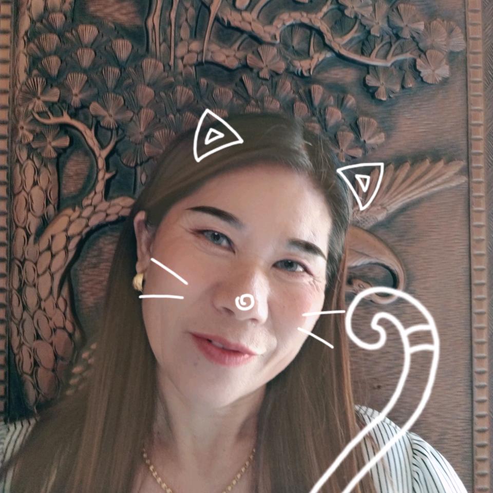 红色