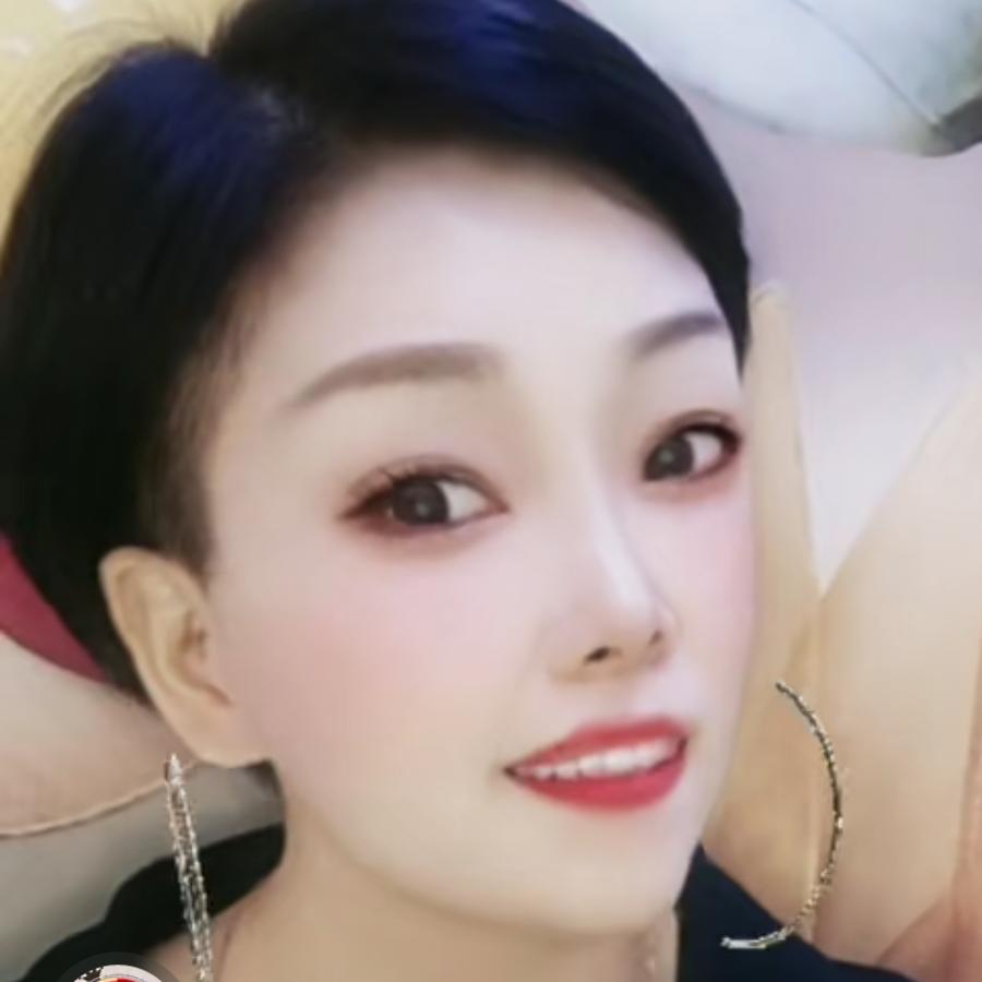 英子🍀手舞