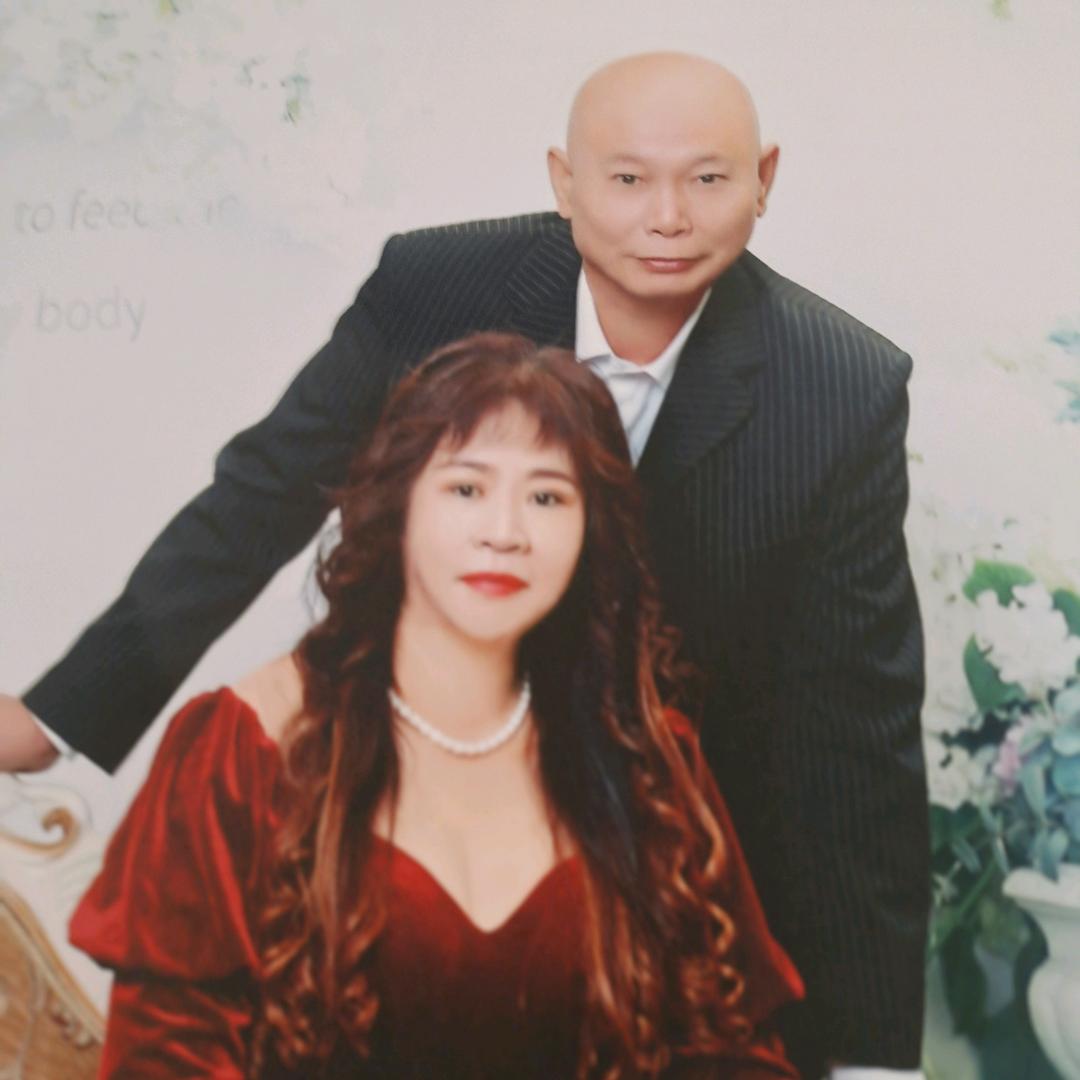 幸福快乐的小妖精