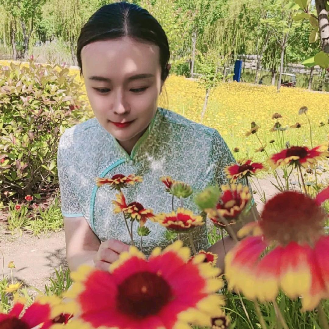 邹城香港街【天一女装】