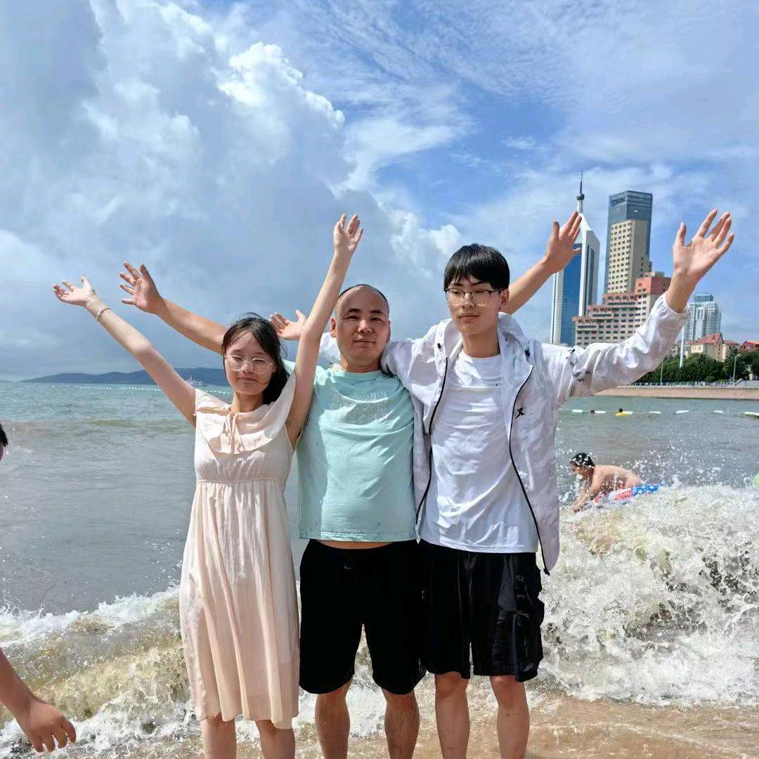 千里平湖，霜满天