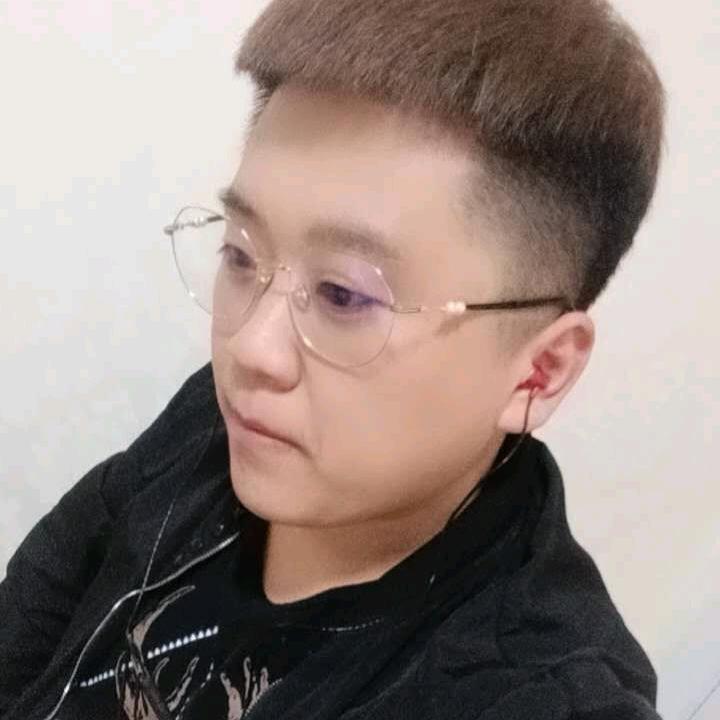 小宝包包商行