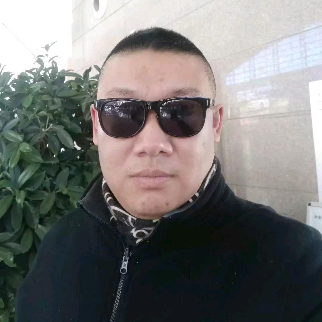 开着破车闲逛