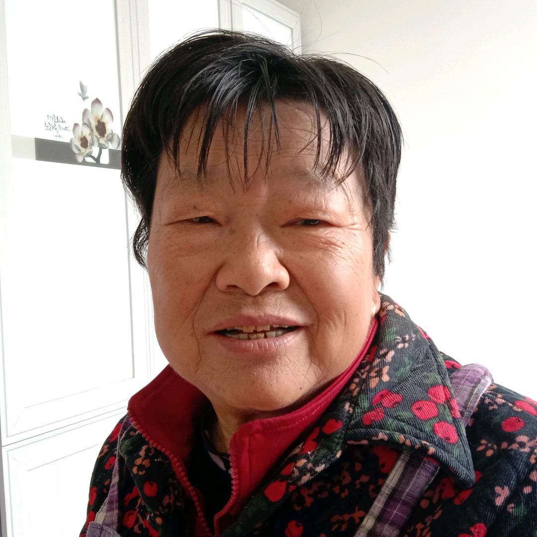 沈成成