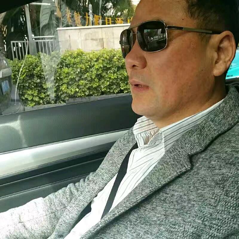 钢城宏伟！张世伟