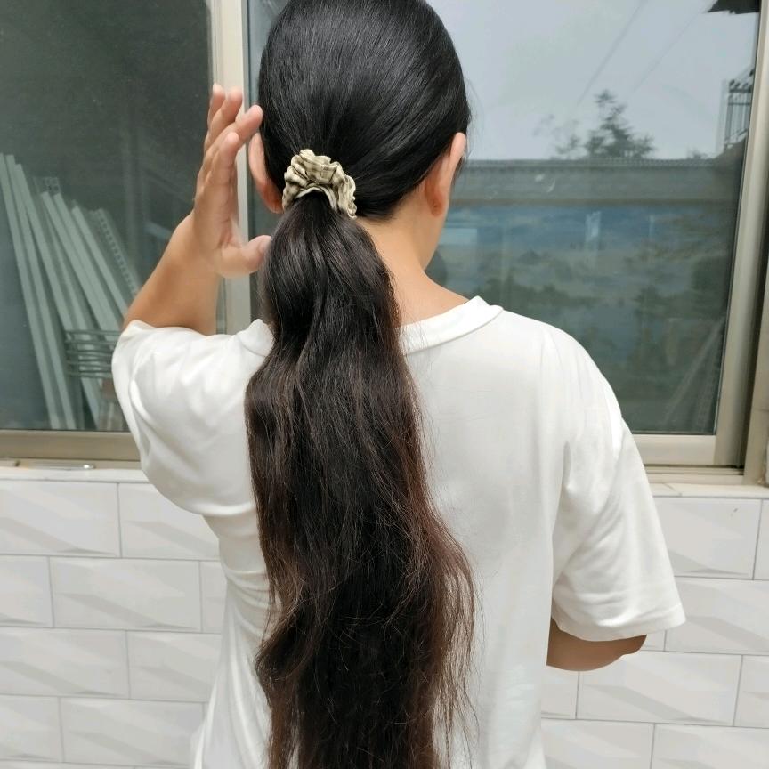 流水无情人有情