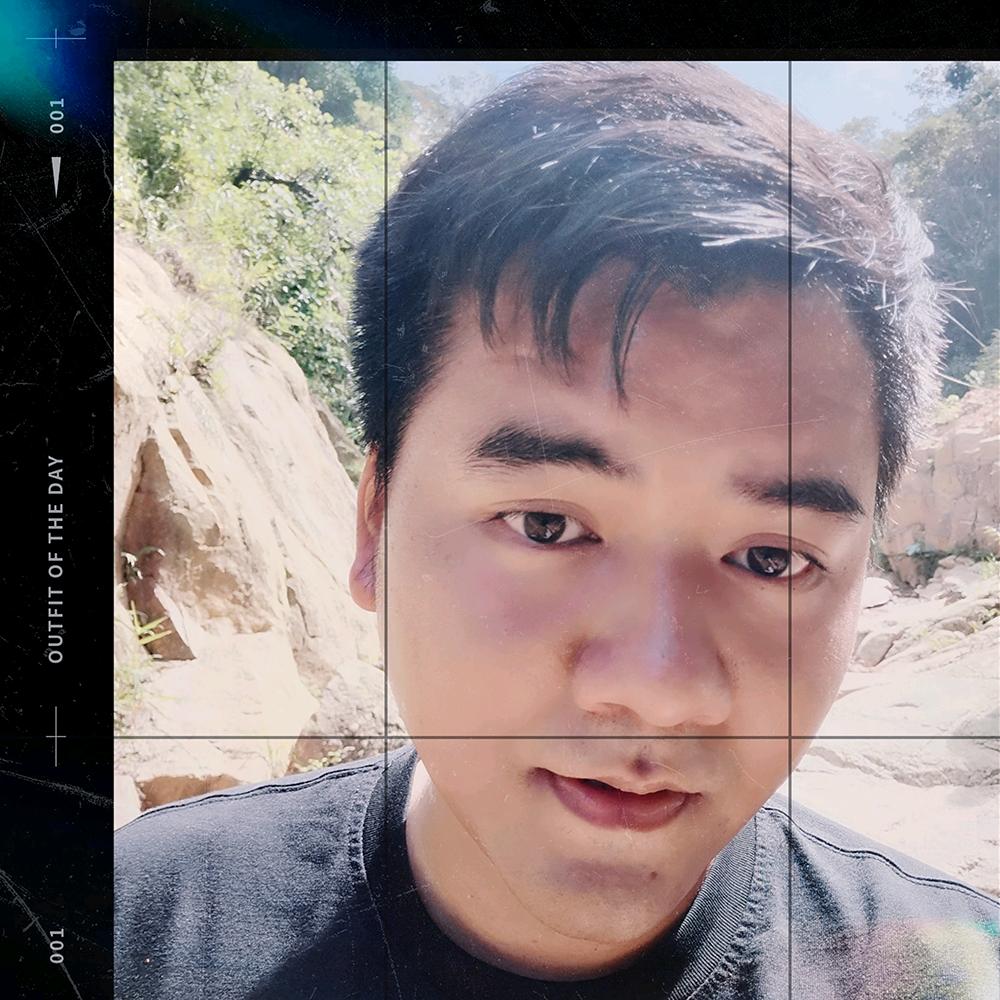 小小的老黄