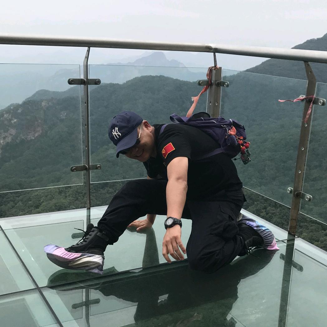高山神游👨🏿‍🦳
