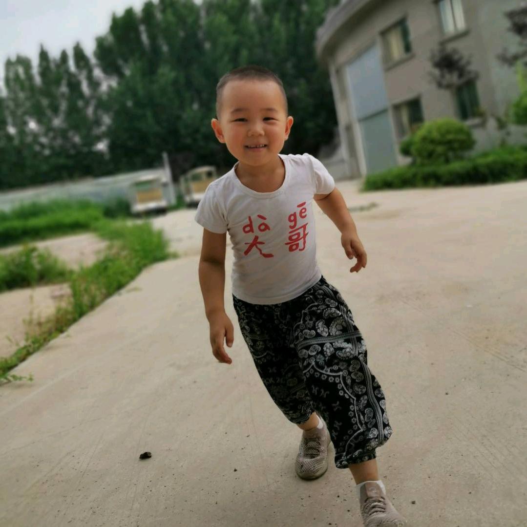 喊伟哥就行