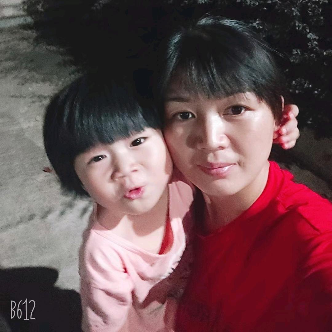 （小何）小笼汤包～高河