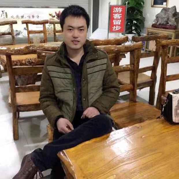 金贝壳童装工厂店